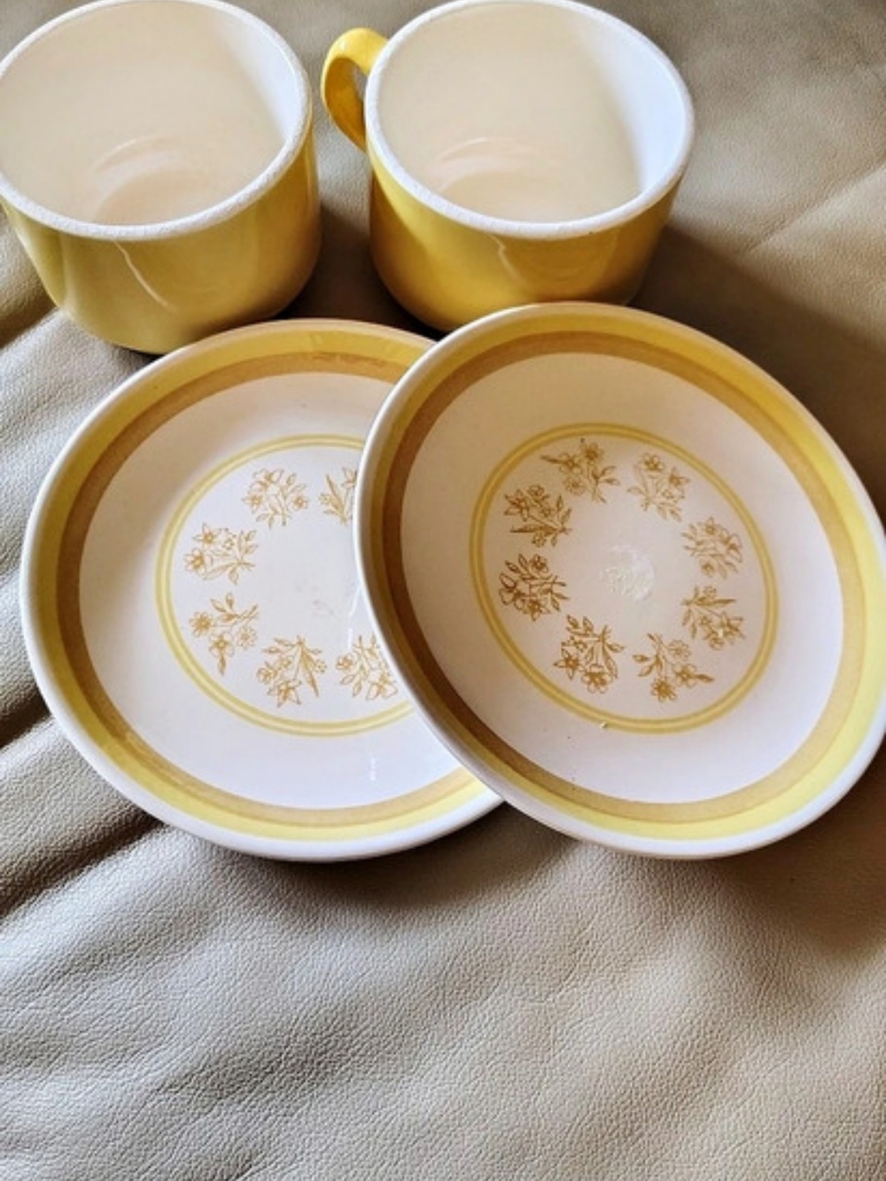 Yellow & White Floral Dinnerware Set